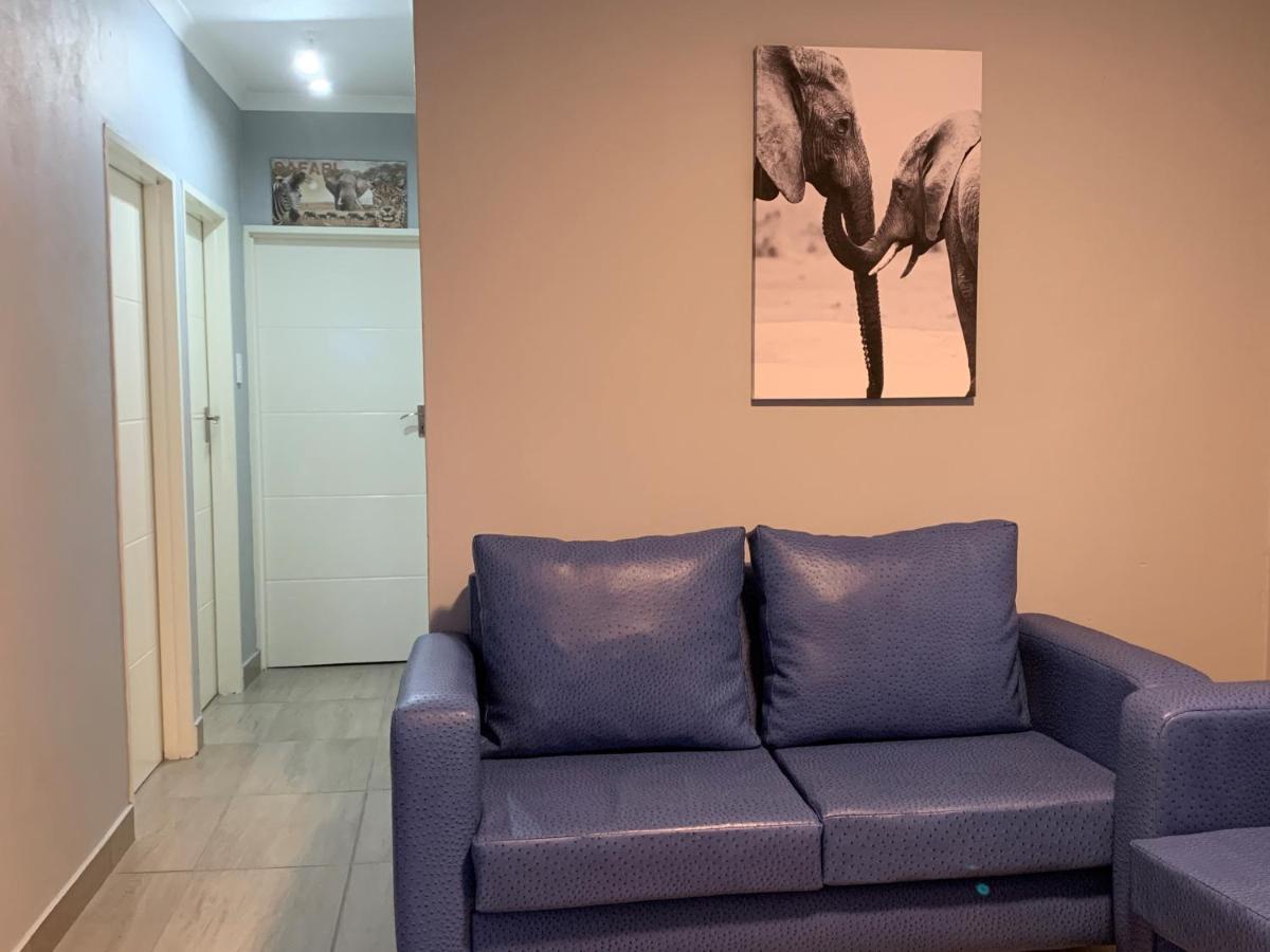 Elephant House, 2 Bedroom House, Next To Pilanesberg And Sun City Mogwase Dış mekan fotoğraf